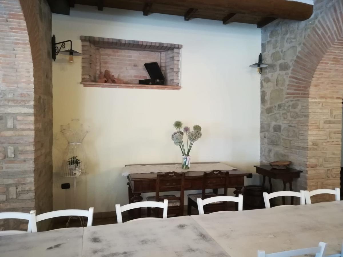 Societa Agricola F.Lli Angelucci Villa Cannara Eksteriør bilde